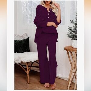 NWOT PINK QUEEN 2 Pc Lounge Set. Size Large